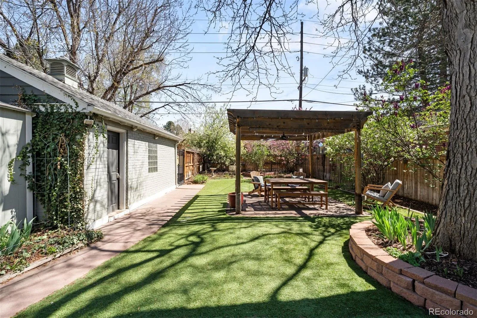 1130 N Monaco Parkway Denver CO 80224 MLS #REC7008247 05202026195201 1600 27
