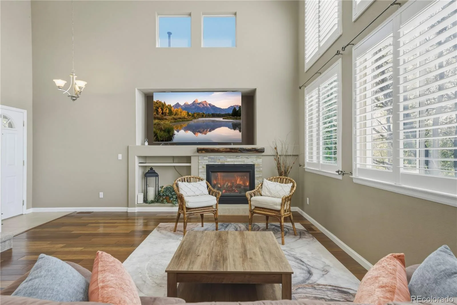 5941 S Waco Street Aurora CO 80016 | MLS #REC7008389 09042026190047 1600 17