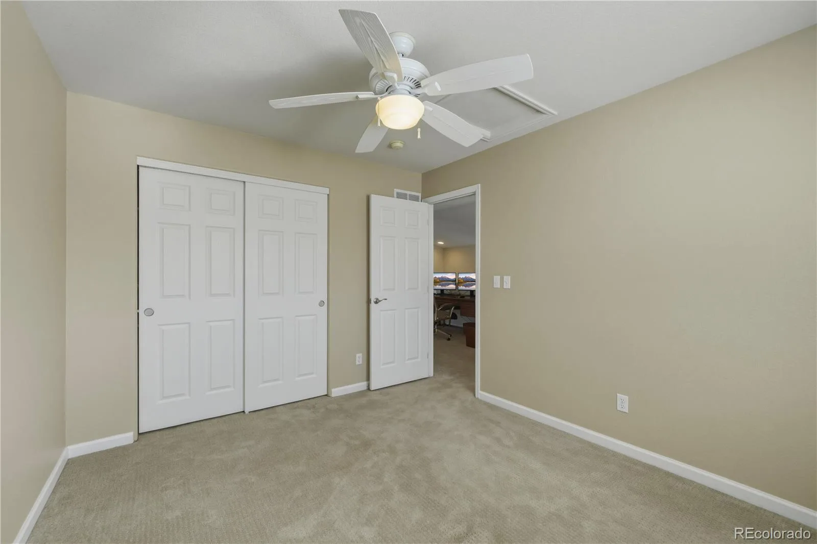 5941 S Waco Street Aurora CO 80016 | MLS #REC7008389 09042026190047 1600 31