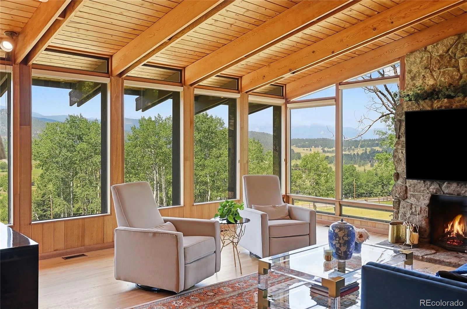 32042 Horseshoe Drive Evergreen CO 80439 | MLS #REC7009087 08072026165948 1600 12