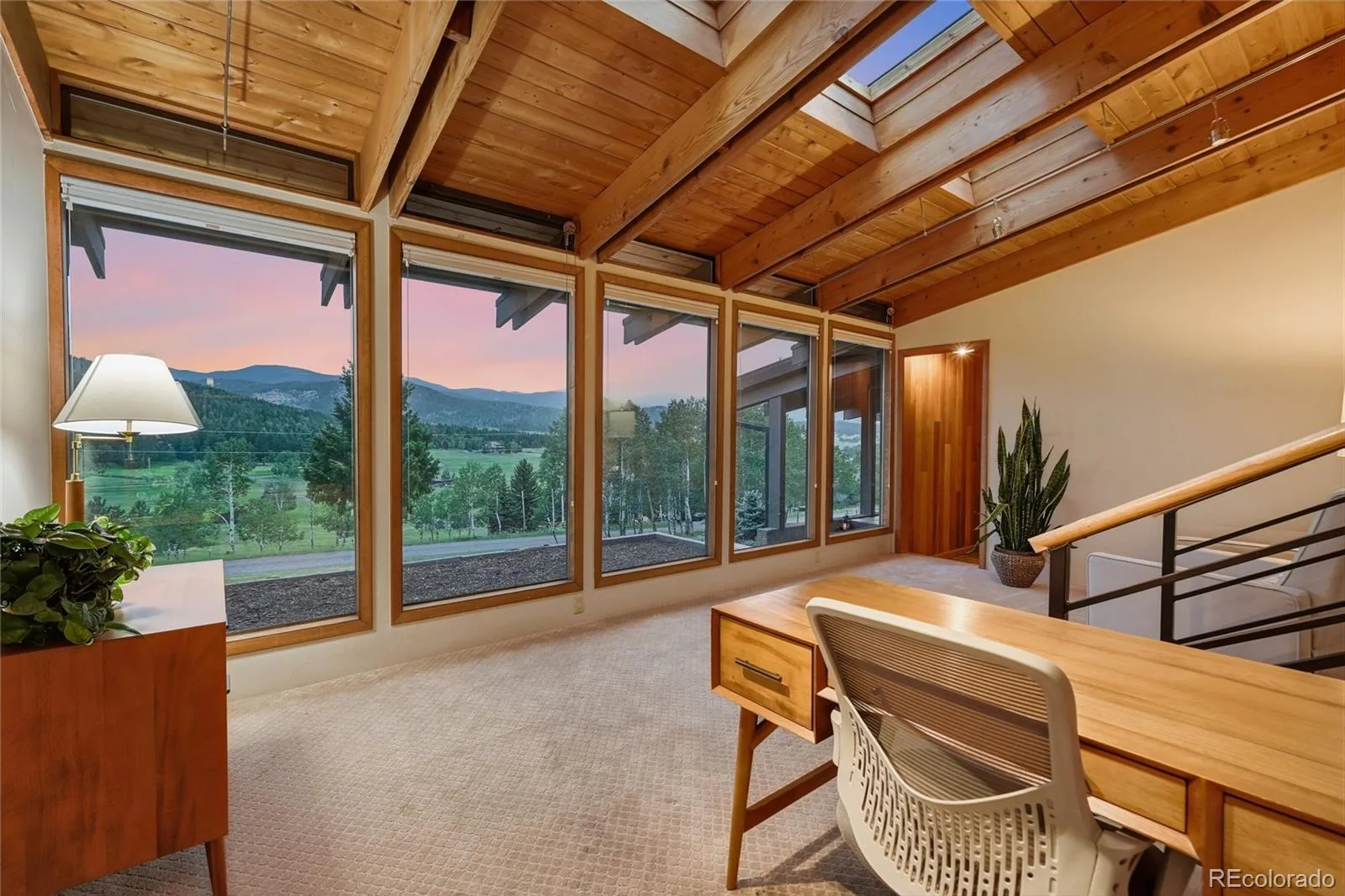 32042 Horseshoe Drive Evergreen CO 80439 | MLS #REC7009087 08072026165948 1600 24