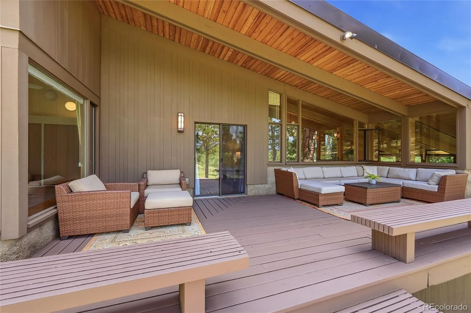 32042 Horseshoe Drive Evergreen CO 80439 | MLS #REC7009087 08072026165948 1600 29