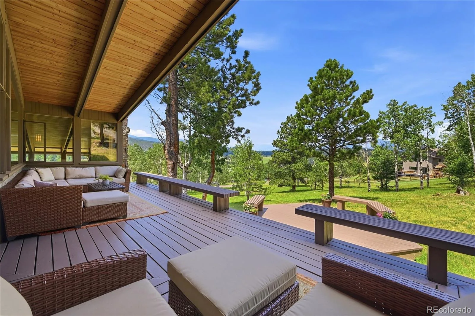 32042 Horseshoe Drive Evergreen CO 80439 | MLS #REC7009087 08072026165948 1600 30