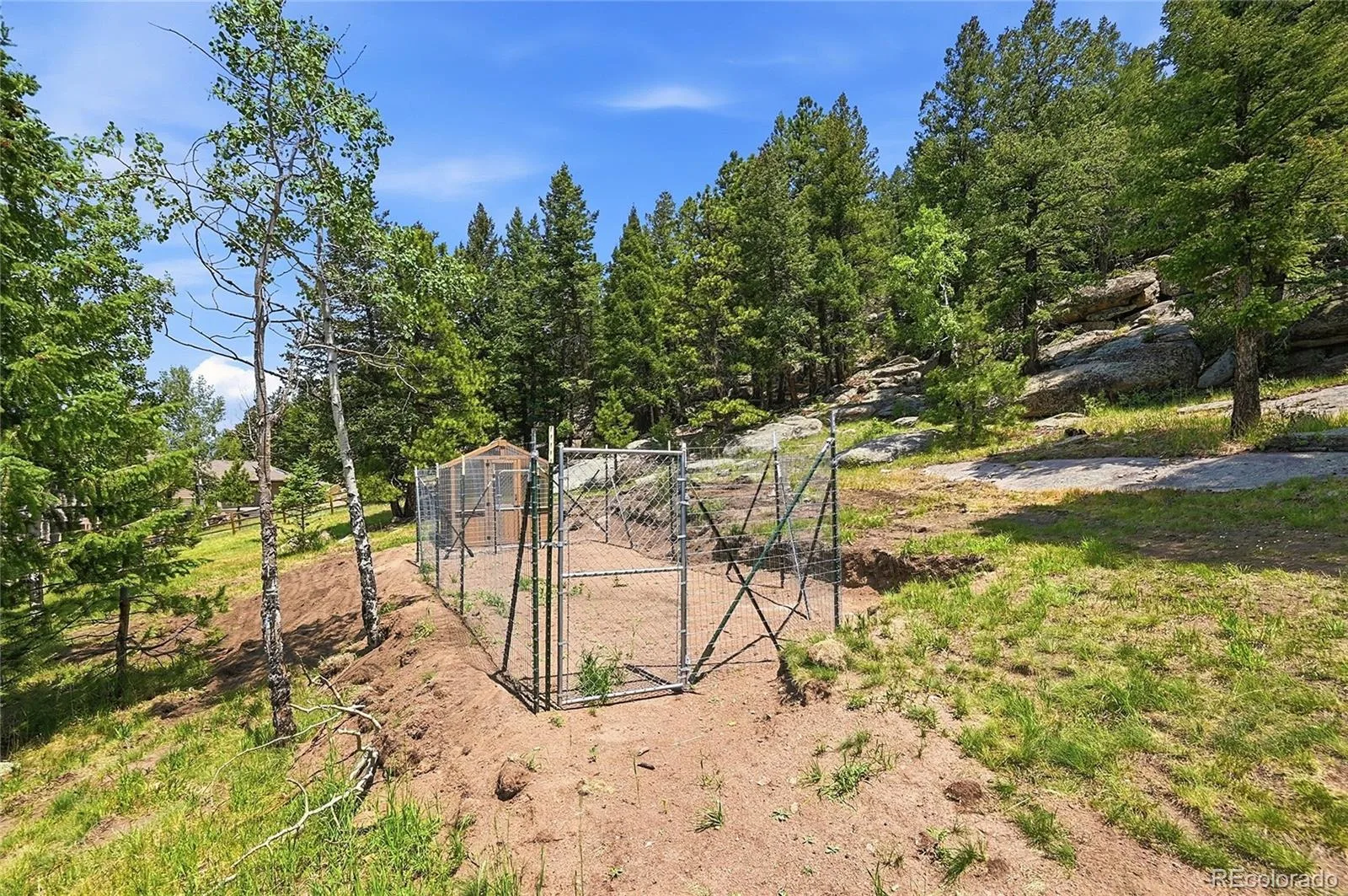 32042 Horseshoe Drive Evergreen CO 80439 | MLS #REC7009087 08072026165948 1600 43