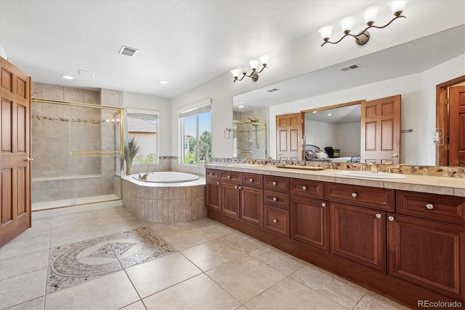 5615 Vistancia Drive Parker CO 80134 MLS #REC7010203 08072026203154 1600 30