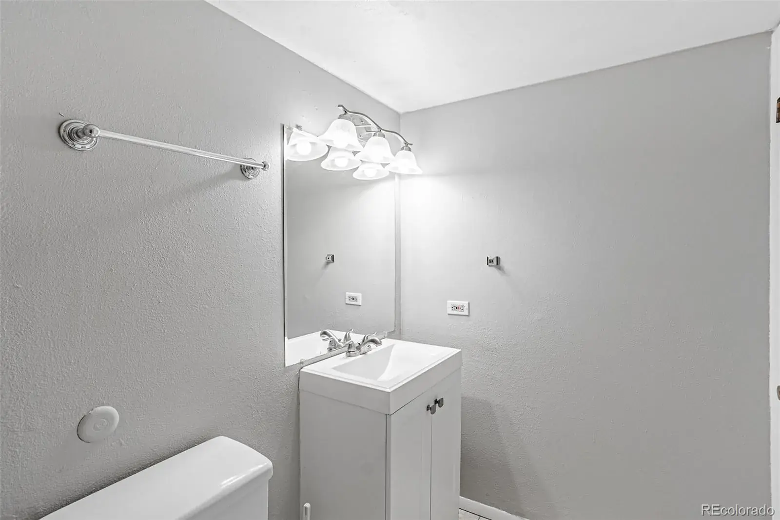 1366 Garfield Street #505 Denver CO 80206 MLS #REC7011001 02272026170313 1600 27