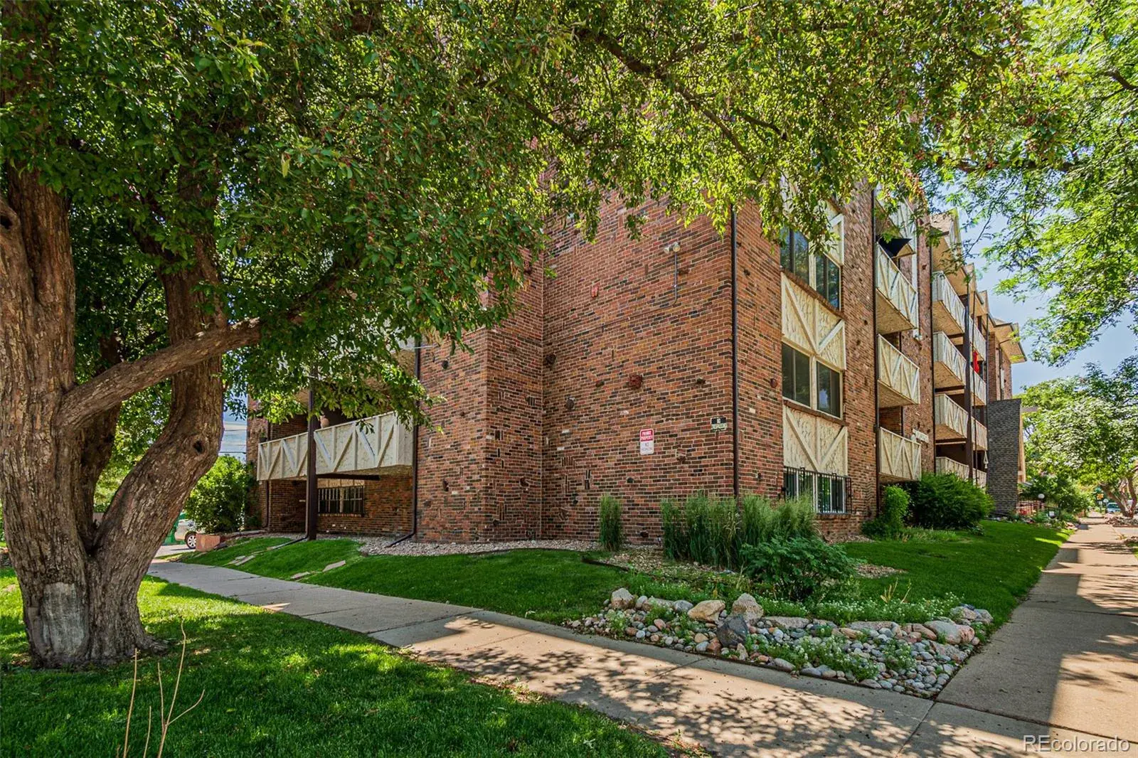 1366 Garfield Street #505 Denver CO 80206 MLS #REC7011001 02272026170313 1600 32