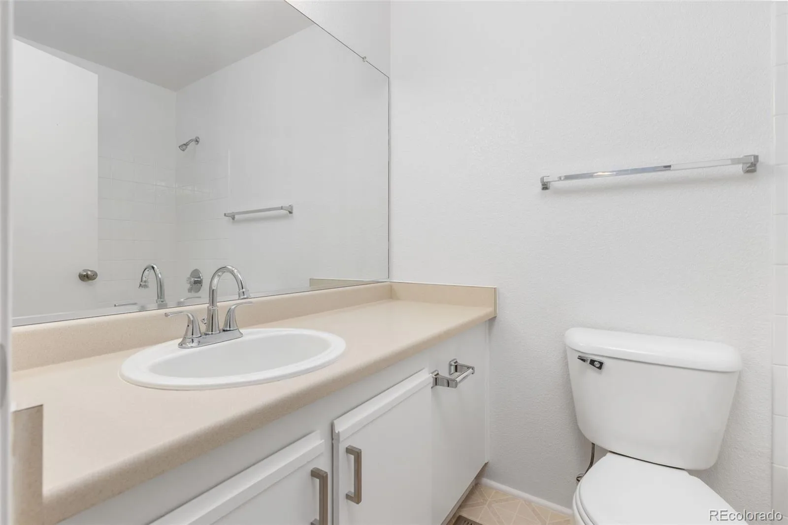 18930 E Warren Circle #D205 Aurora CO 80013 | MLS #REC7011233 08202026183811 1600 16