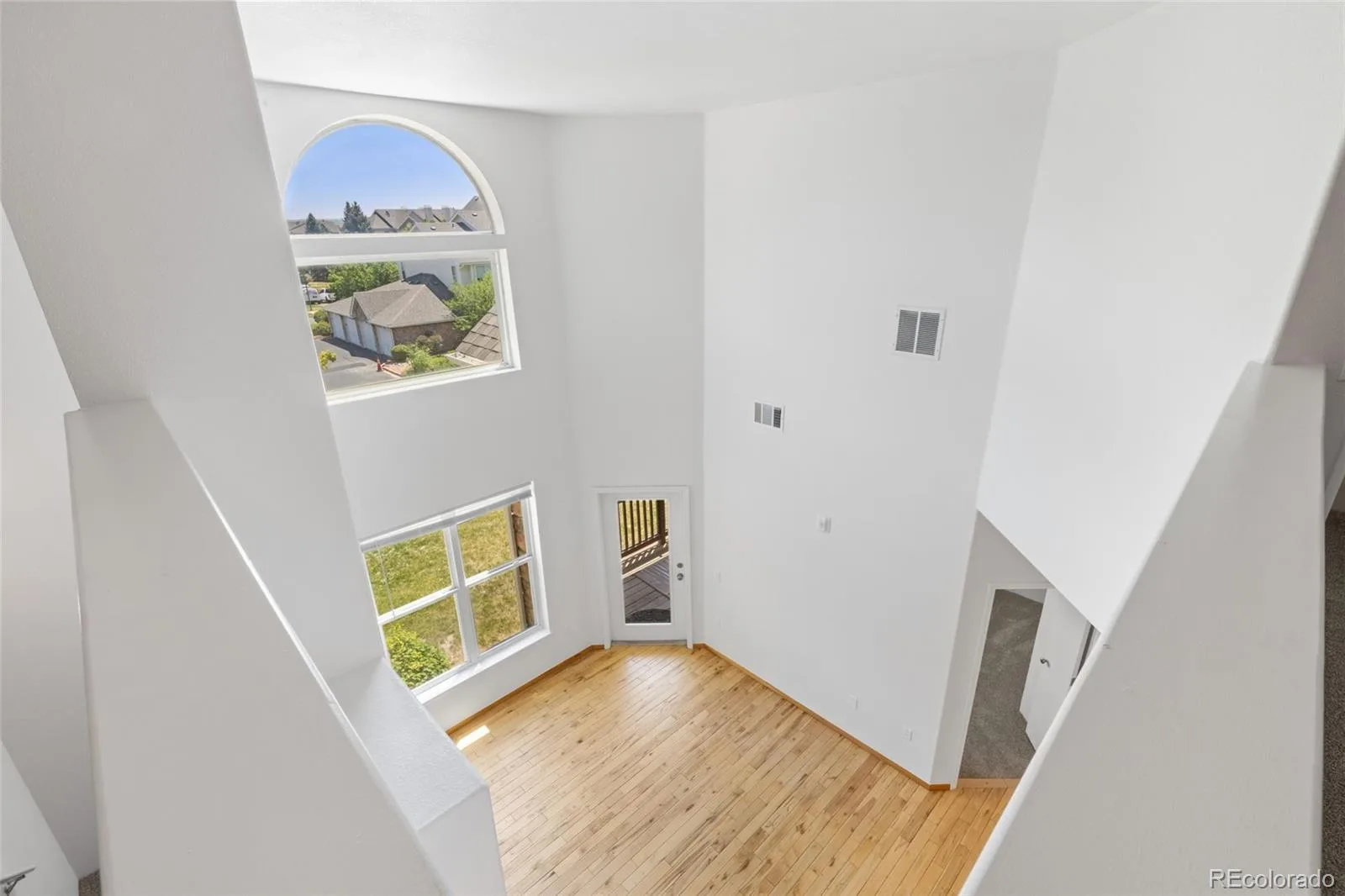 18930 E Warren Circle #D205 Aurora CO 80013 | MLS #REC7011233 08202026183811 1600 17