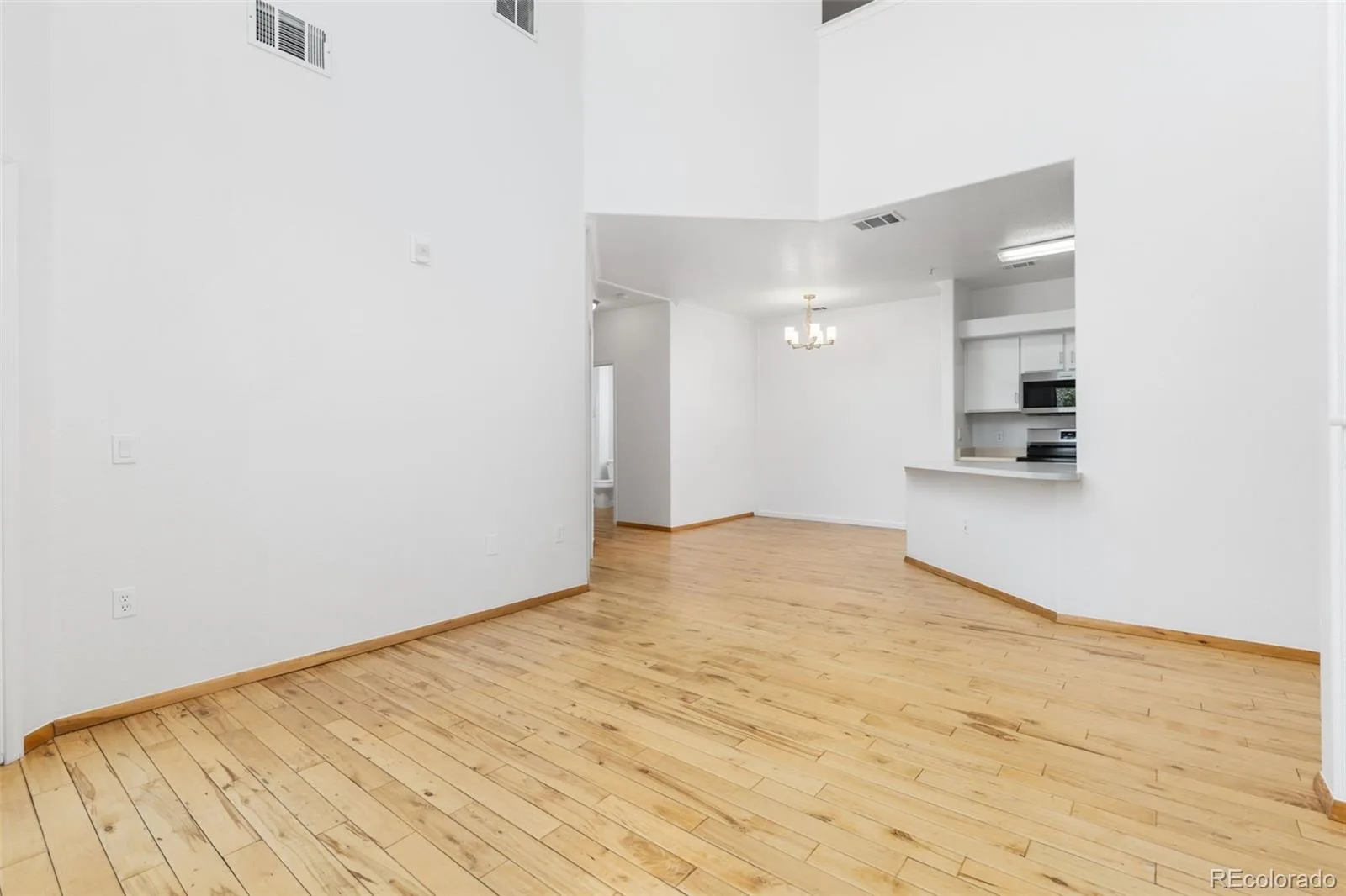 18930 E Warren Circle #D205 Aurora CO 80013 | MLS #REC7011233 08202026183811 1600 18