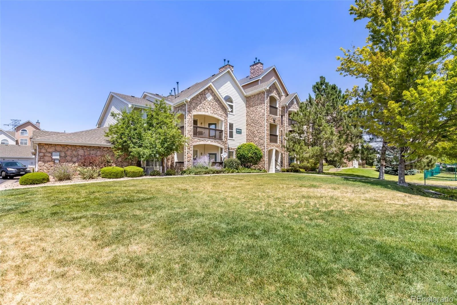 18930 E Warren Circle #D205 Aurora CO 80013 | MLS #REC7011233 08202026183811 1600 28