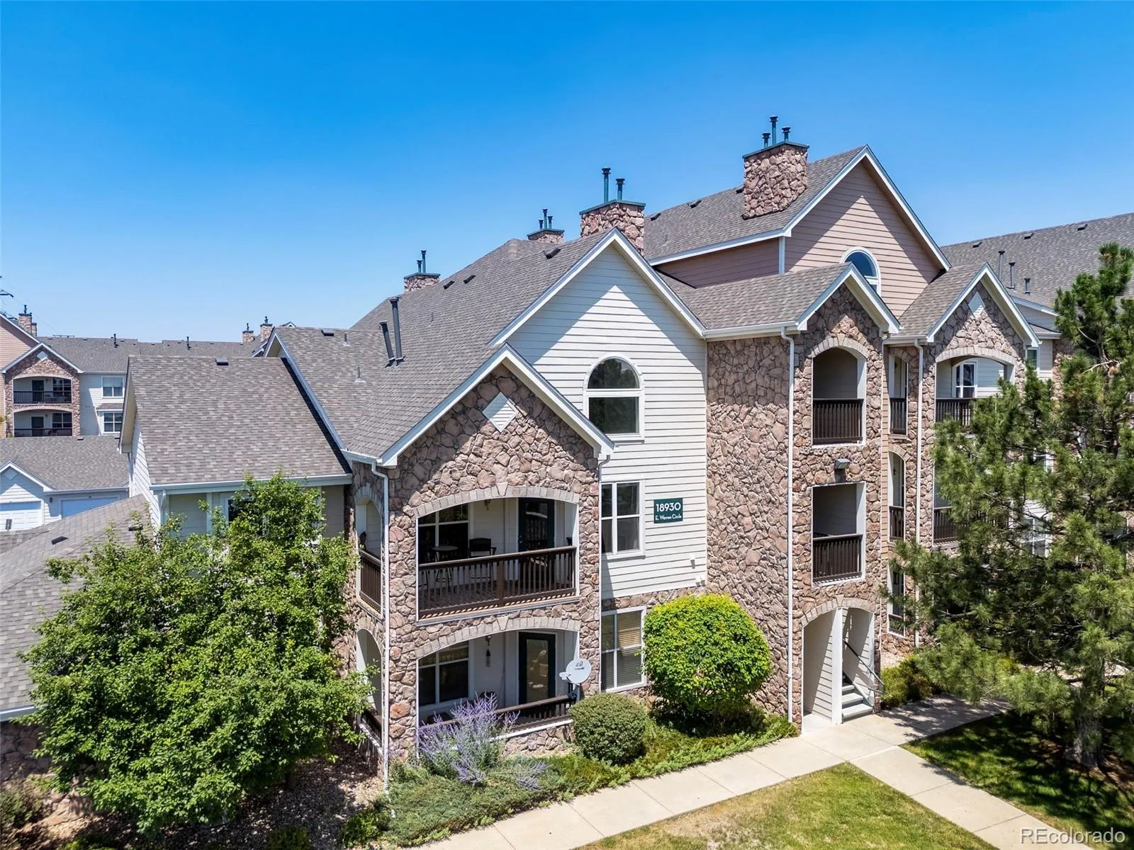18930 E Warren Circle #D205 Aurora CO 80013 | MLS #REC7011233 08202026183811 1600 29