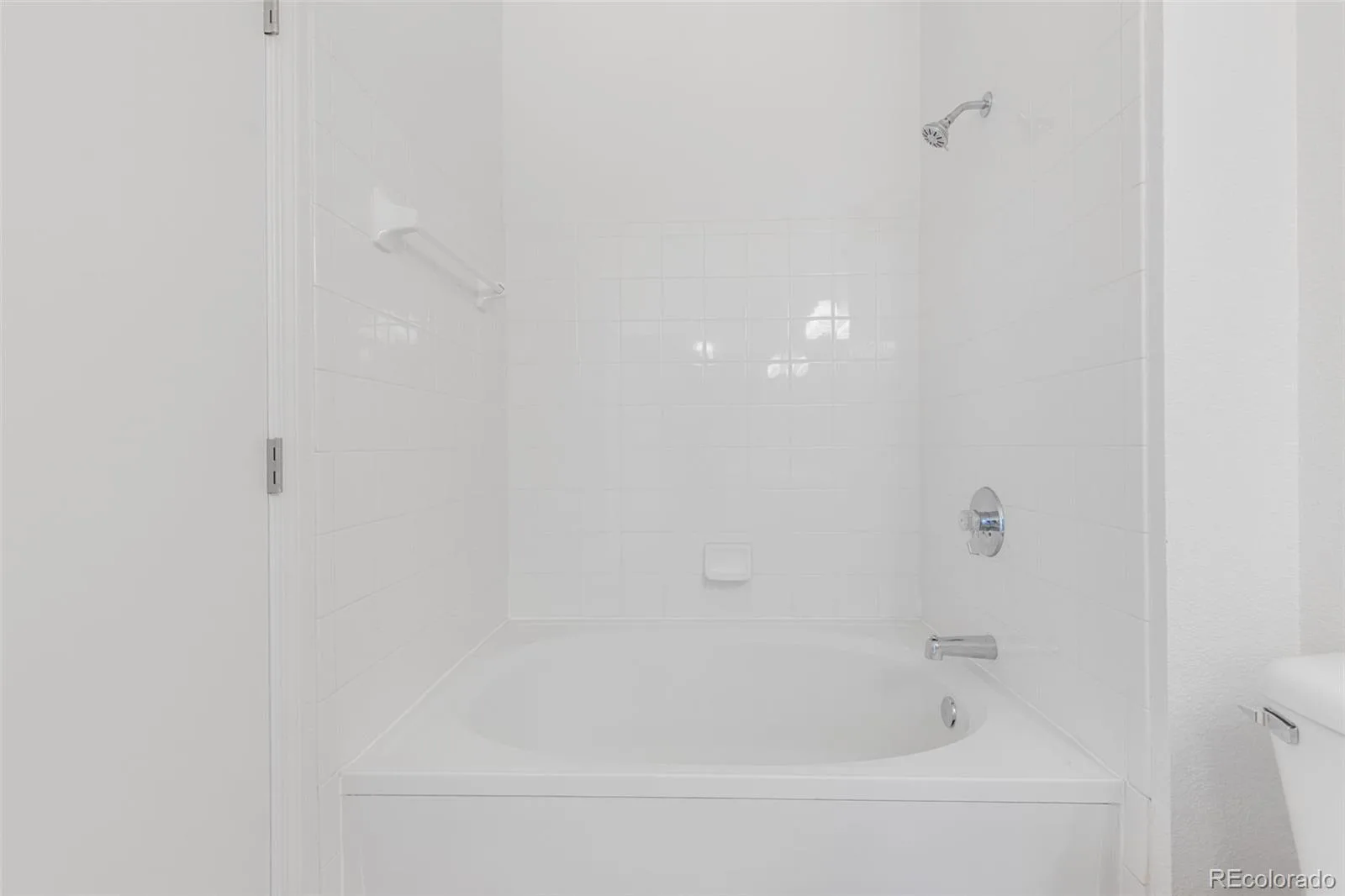 18930 E Warren Circle #D205 Aurora CO 80013 | MLS #REC7011233 08202026183811 1600 8