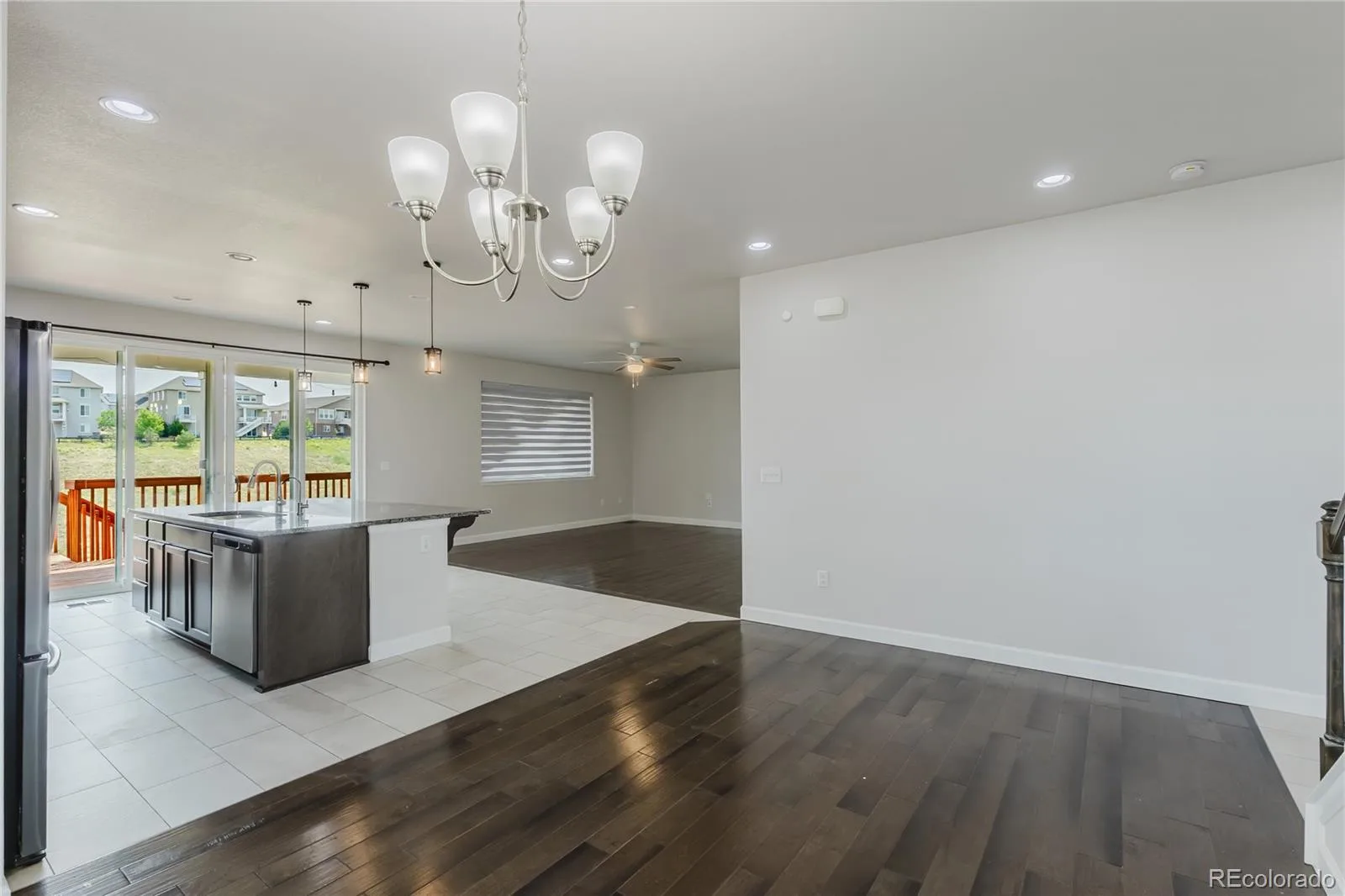 22691 E Narrowleaf Circle Aurora CO 80016 | MLS #REC7011860 08312026201624 1600 12