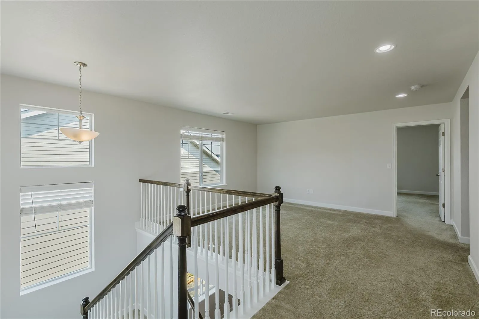 22691 E Narrowleaf Circle Aurora CO 80016 | MLS #REC7011860 08312026201624 1600 20