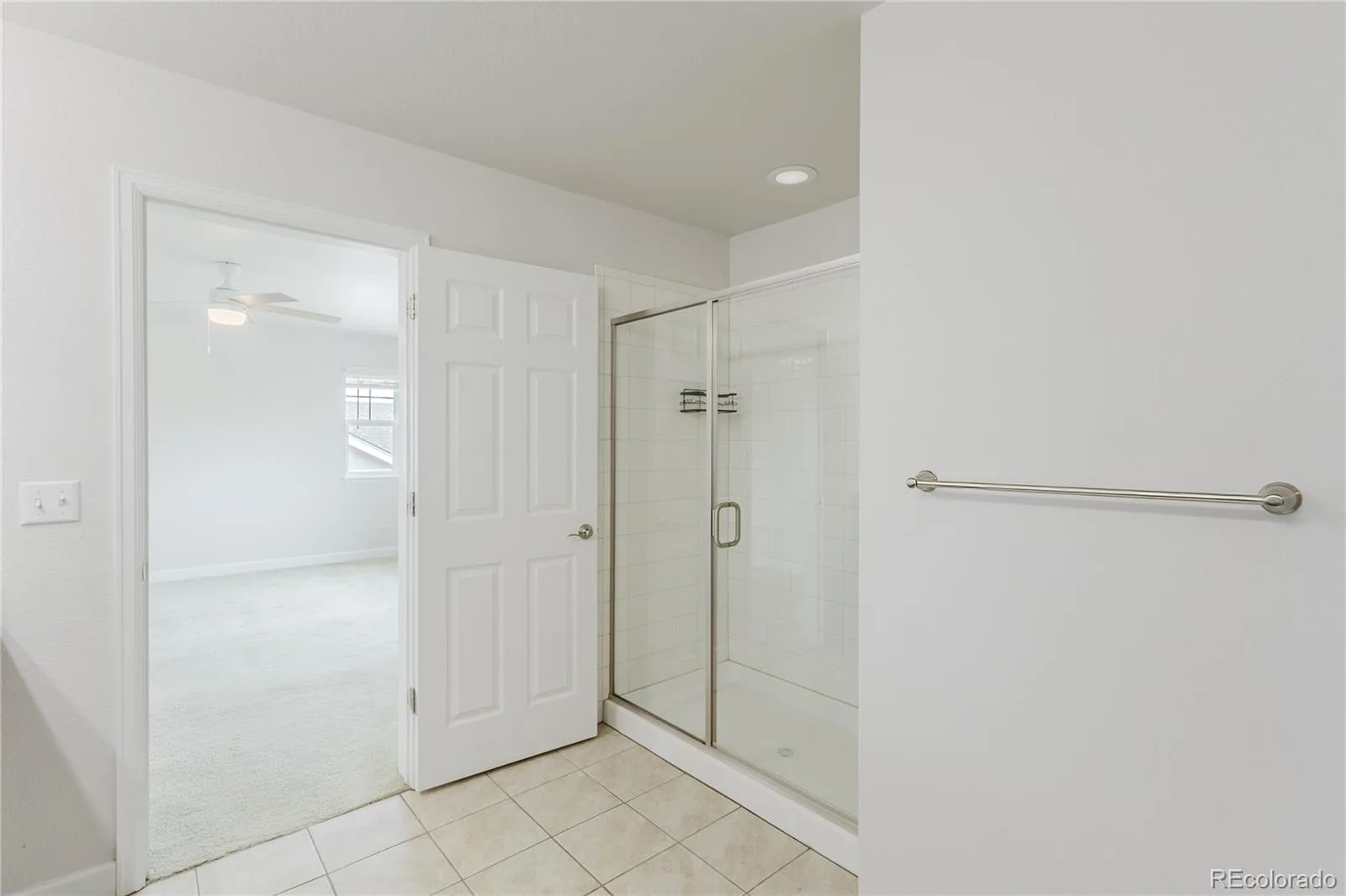 22691 E Narrowleaf Circle Aurora CO 80016 | MLS #REC7011860 08312026201624 1600 29