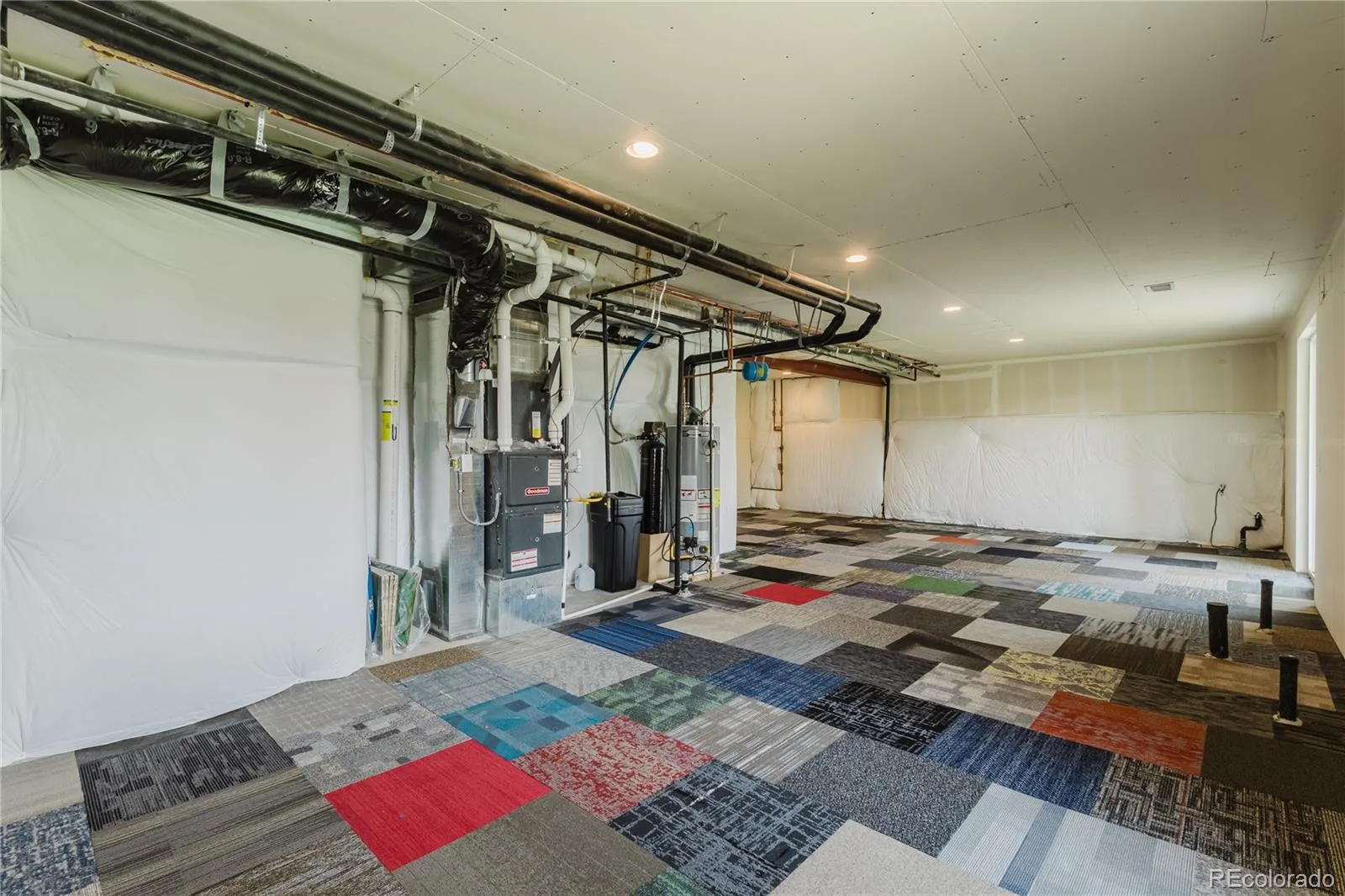22691 E Narrowleaf Circle Aurora CO 80016 | MLS #REC7011860 08312026201624 1600 42