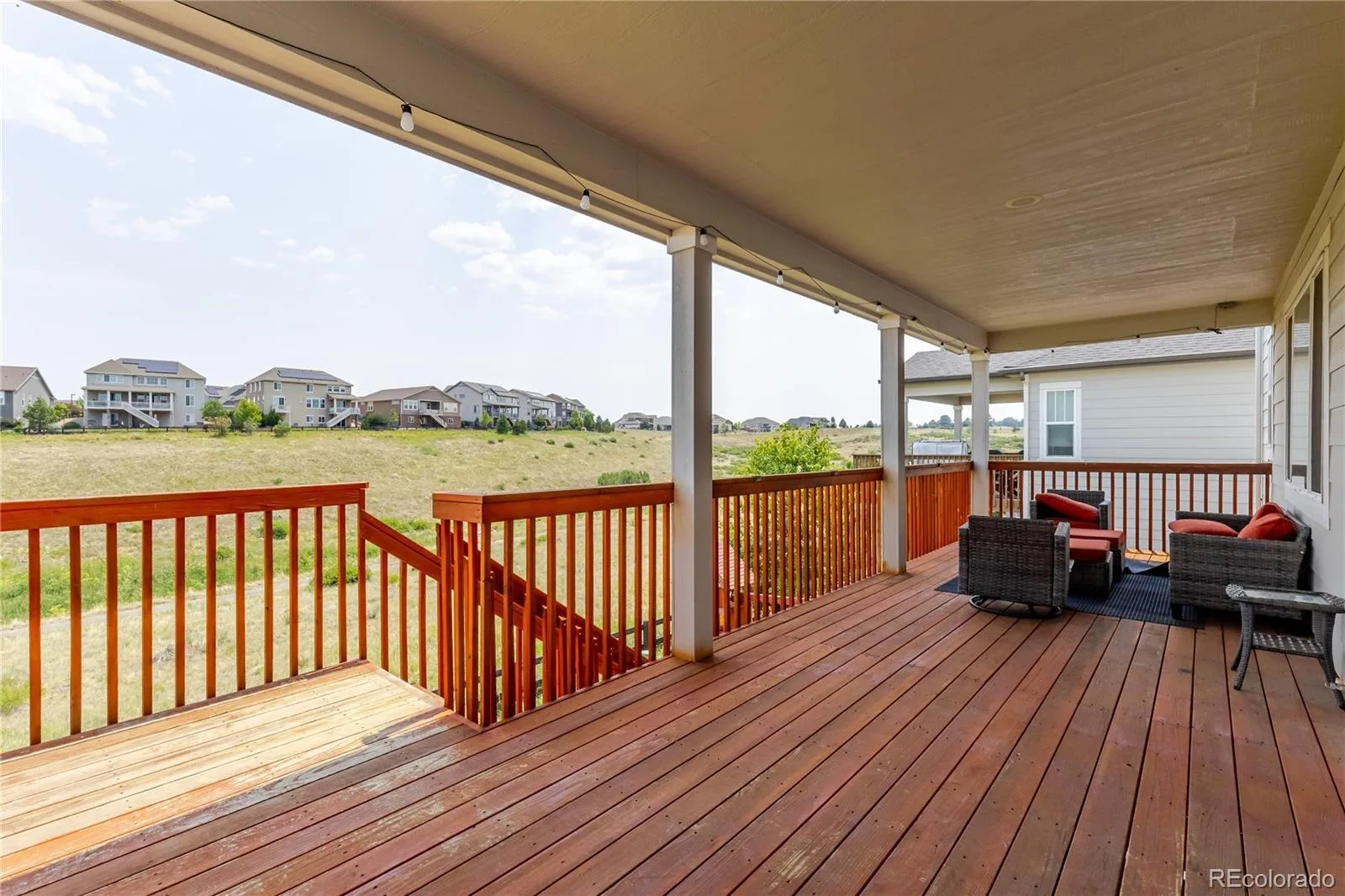 22691 E Narrowleaf Circle Aurora CO 80016 | MLS #REC7011860 08312026201624 1600 47
