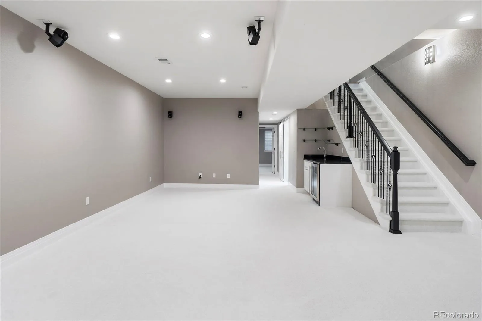 155 S Garfield Street Denver CO 80209 MLS #REC7012525 06022026185013 1600 20