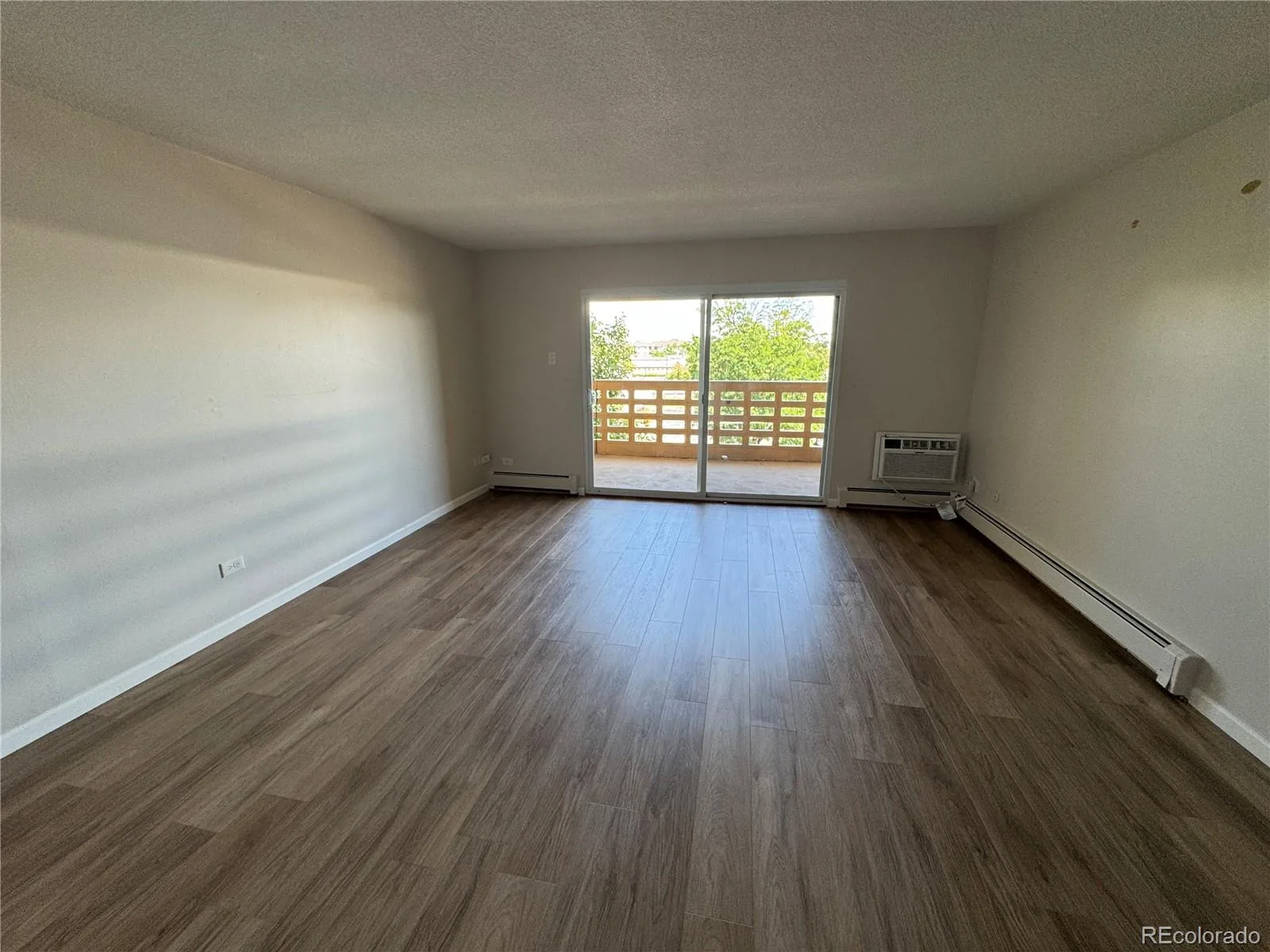 495 S Dayton Street #1C Denver CO 80247 | MLS #REC7012925 08262026162826 1600 2