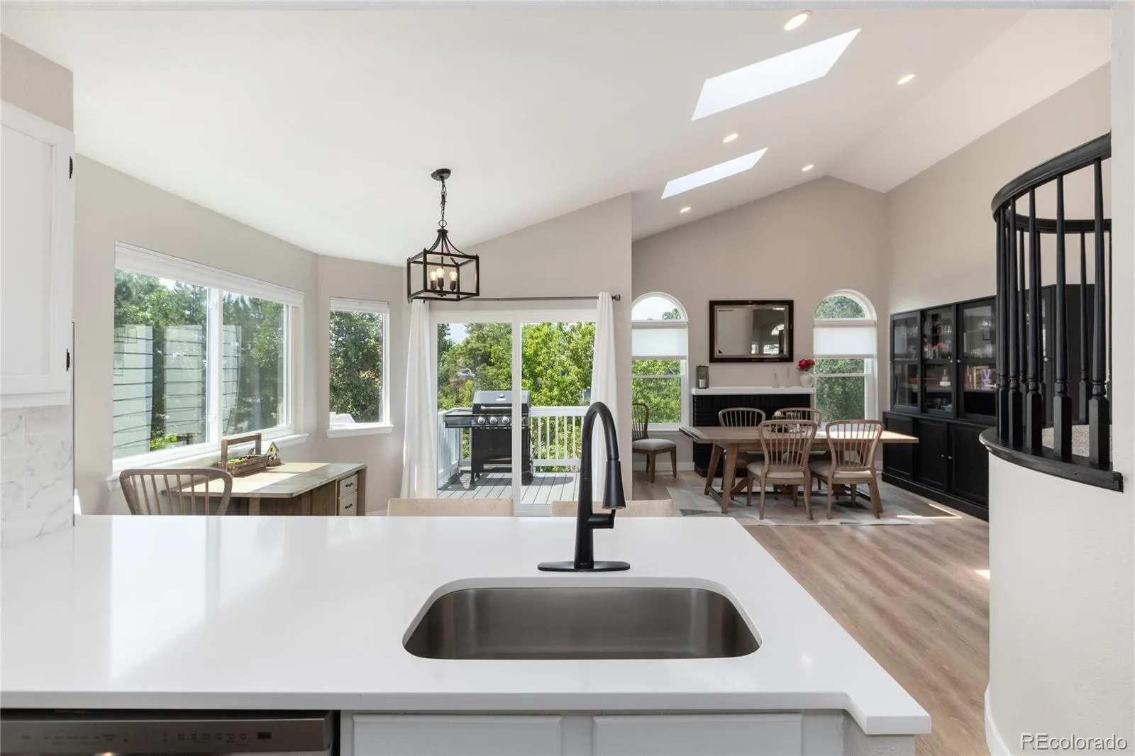 9561 Brentford Drive Littleton CO 80130 MLS #REC7018783 06252026013054 1600 23