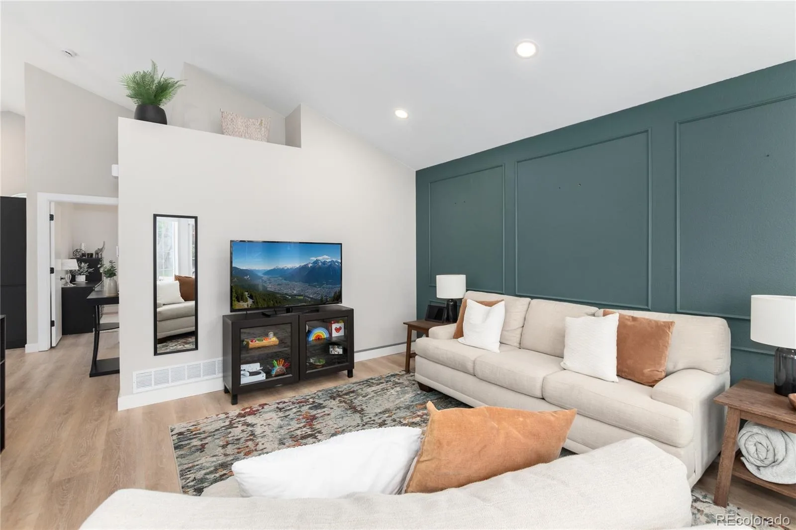 9561 Brentford Drive Littleton CO 80130 MLS #REC7018783 06252026013054 1600 4