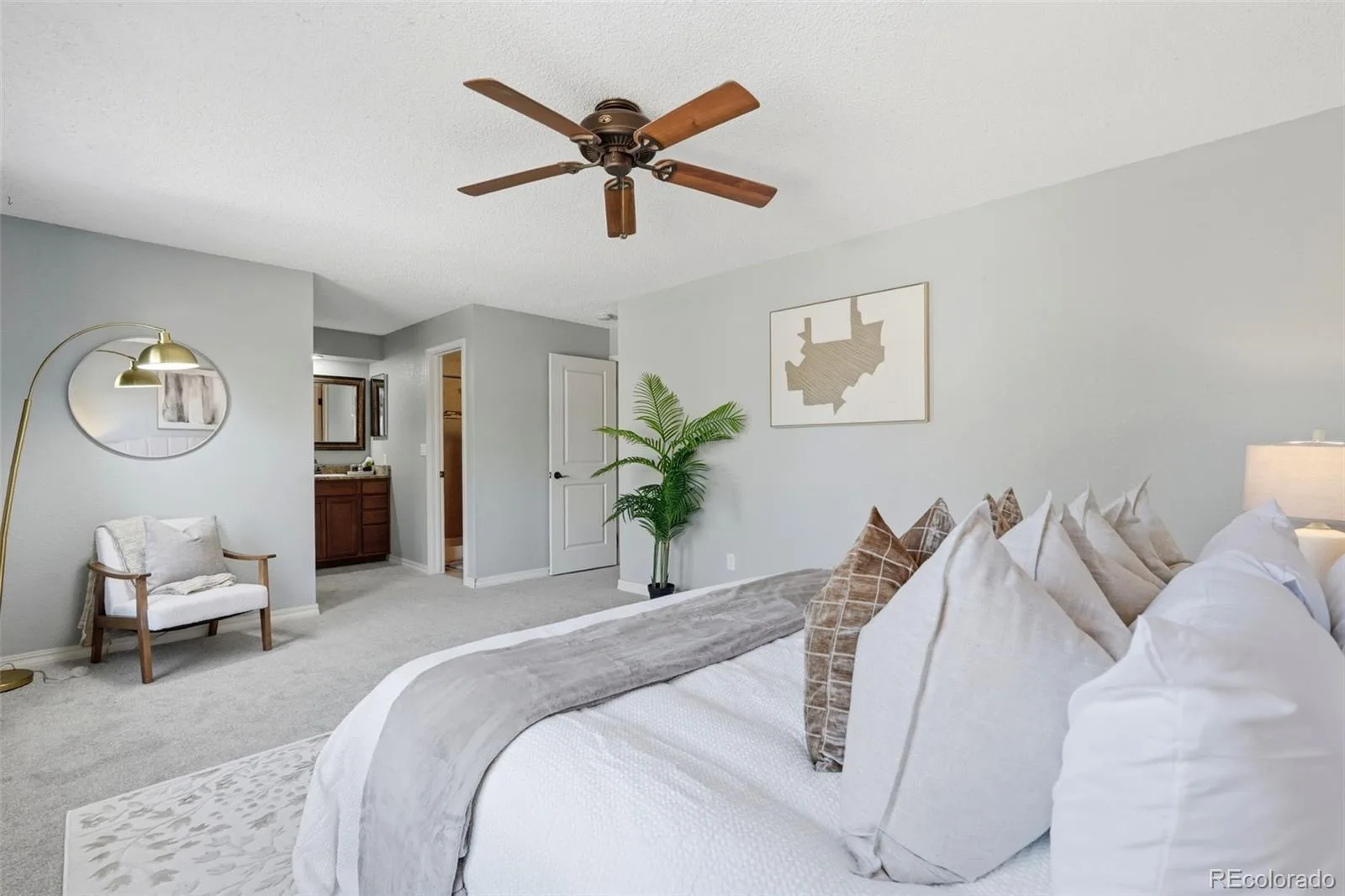17238 E Berry Place Aurora CO 80015 | MLS #REC7021879 10092026021656 1600 27