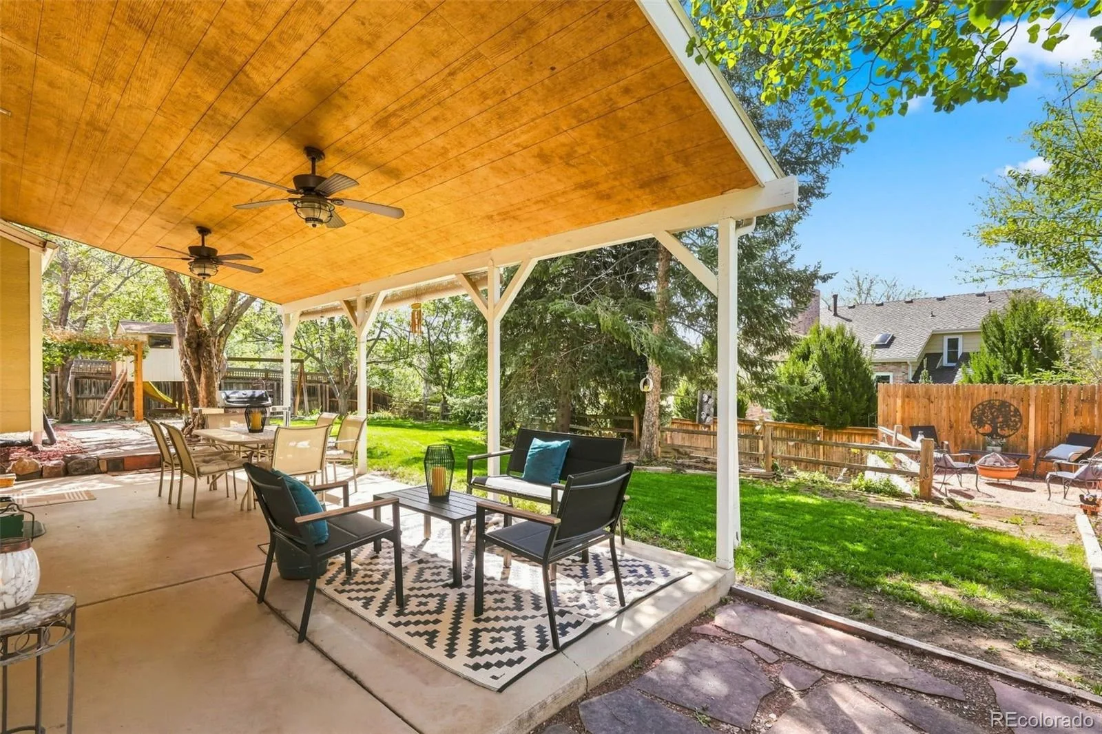 17238 E Berry Place Aurora CO 80015 | MLS #REC7021879 10092026021656 1600 39