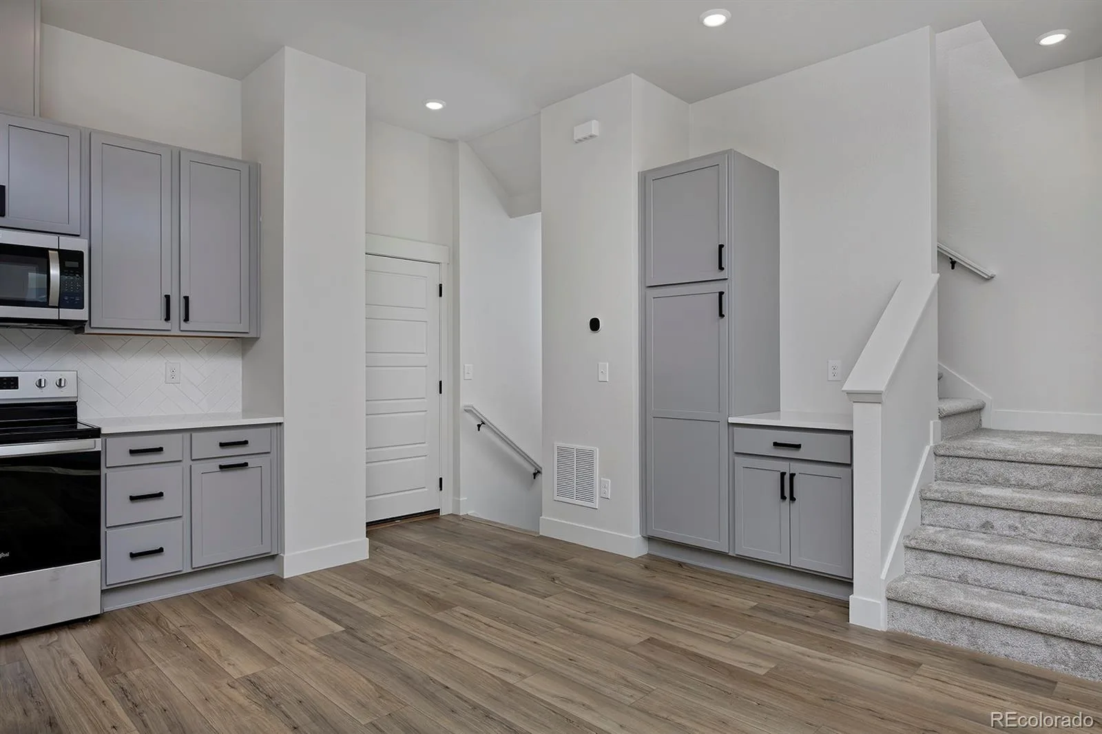3132 W Bonfils Place Denver CO 80236 | MLS #REC7021890 07292026160907 1600 8
