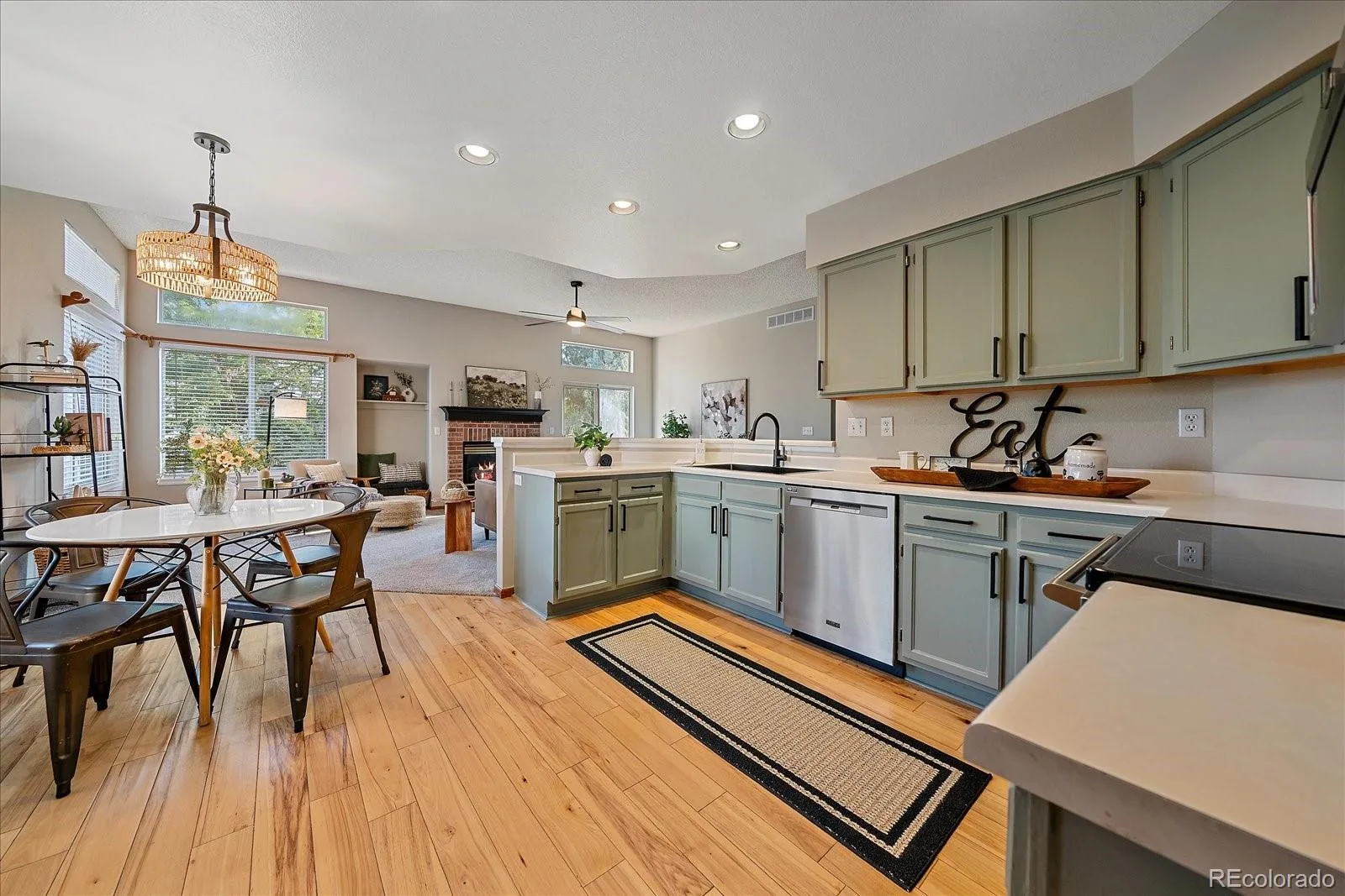 13883 W 64th Place Arvada CO 80004 MLS #REC7023211 06242026140648 1600 13
