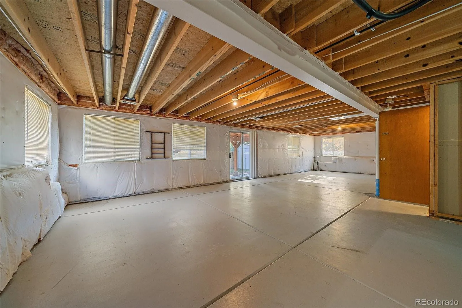 13883 W 64th Place Arvada CO 80004 MLS #REC7023211 06242026140648 1600 23