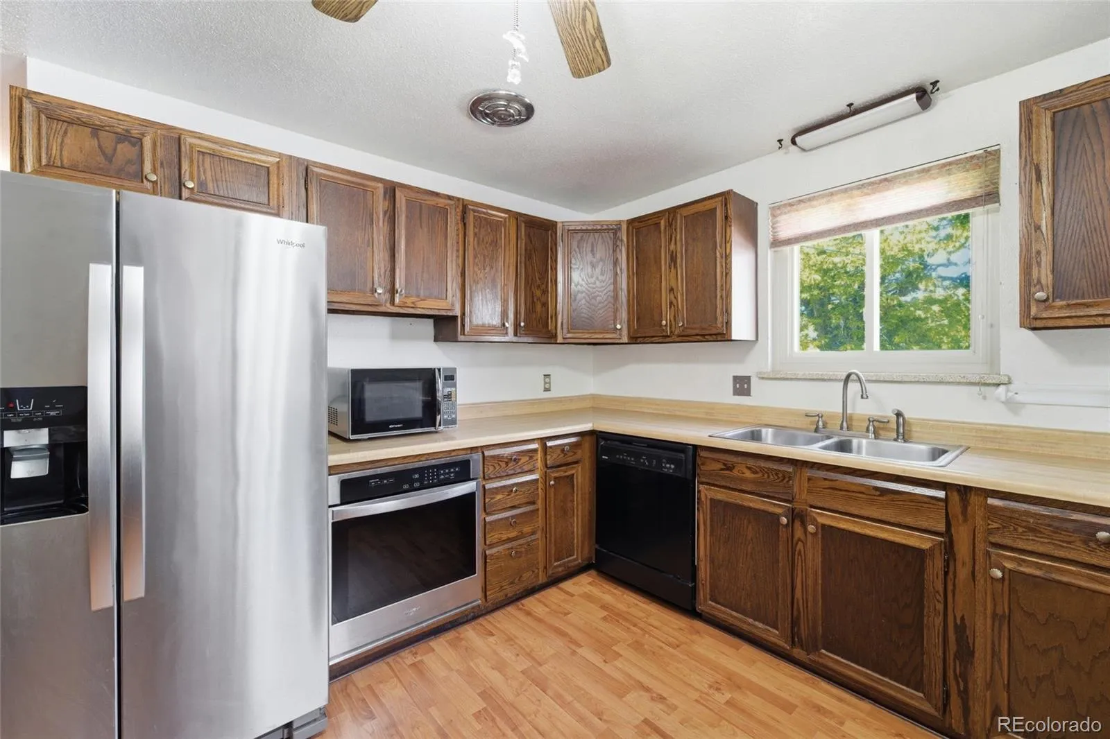 755 Opal Way Broomfield CO 80020 MLS #REC7024671 05232026095405 1600 5