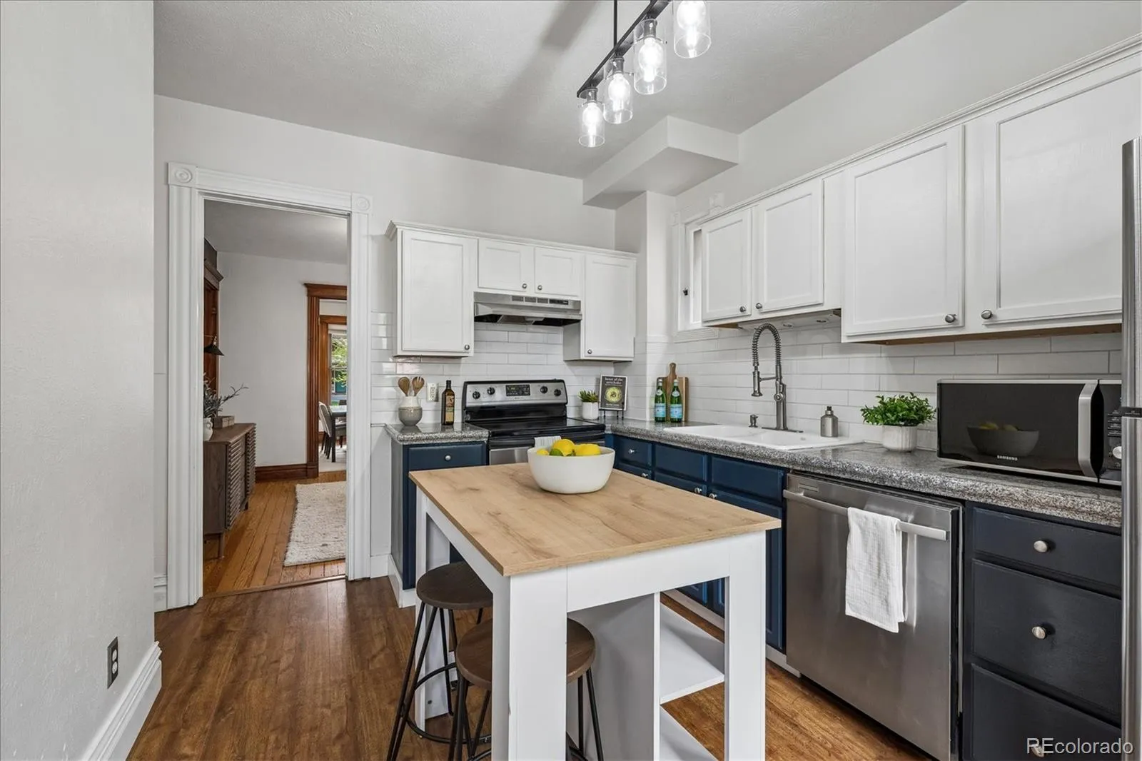 04082026204151 1600 11