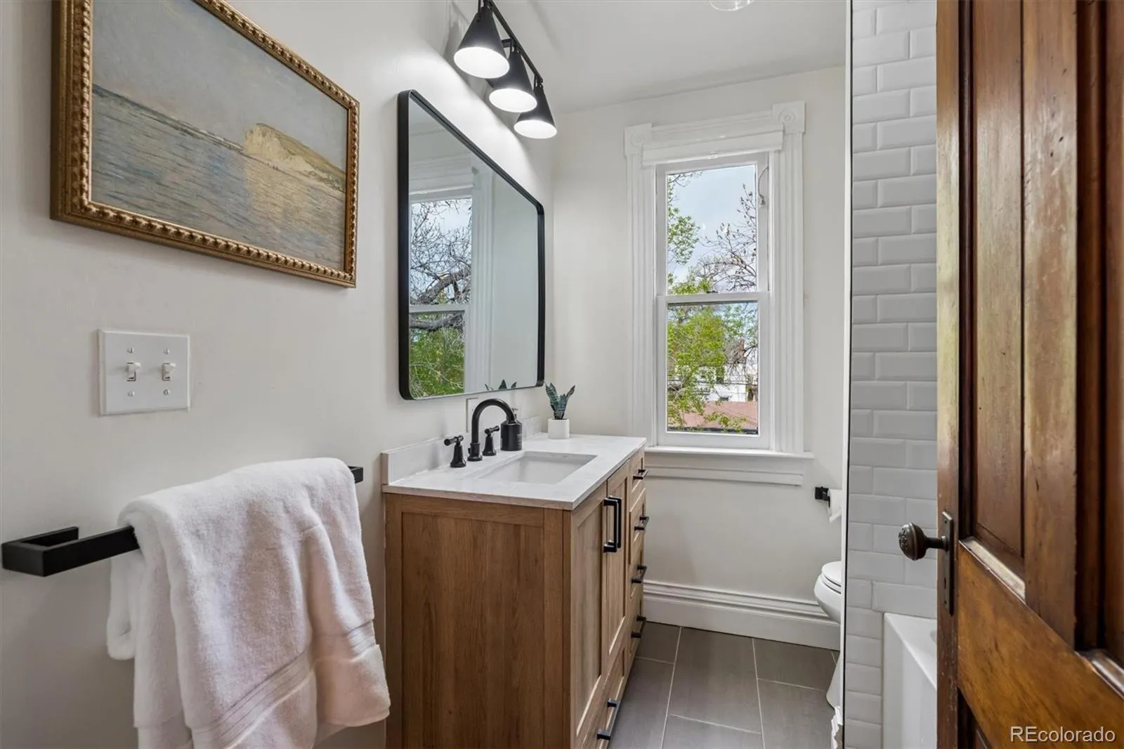 04082026204151 1600 17