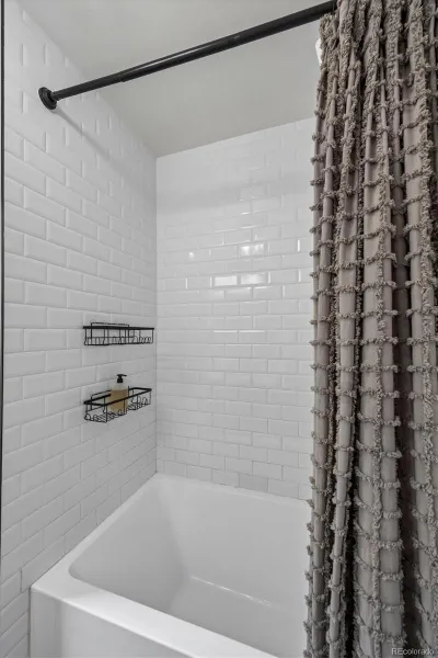 04082026204151 800 19