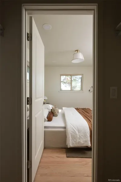 03112026212335 800 30