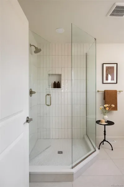 03112026212335 800 31