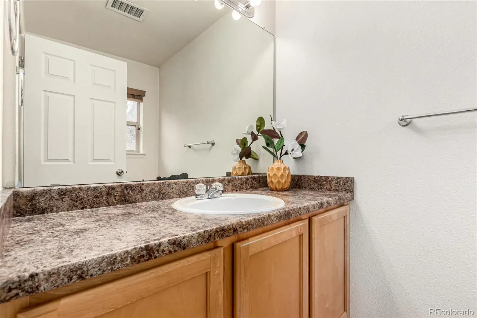 18766 E Yale Circle #A Aurora CO 80013 MLS #REC7026189 02082026213759 1600 12