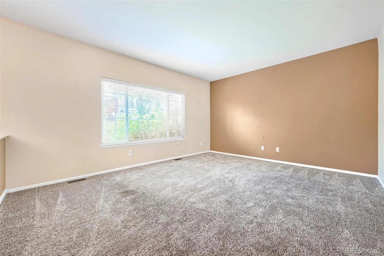 20502 E Union Avenue Aurora CO 80015 | MLS #REC7027892 08072026161952 1600 15