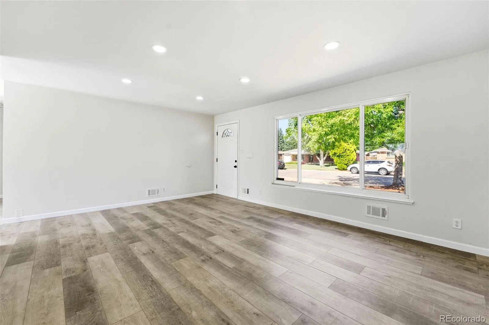 3137 Ursula Street Aurora CO 80011 MLS #REC7029968 06172026162607 1600 11