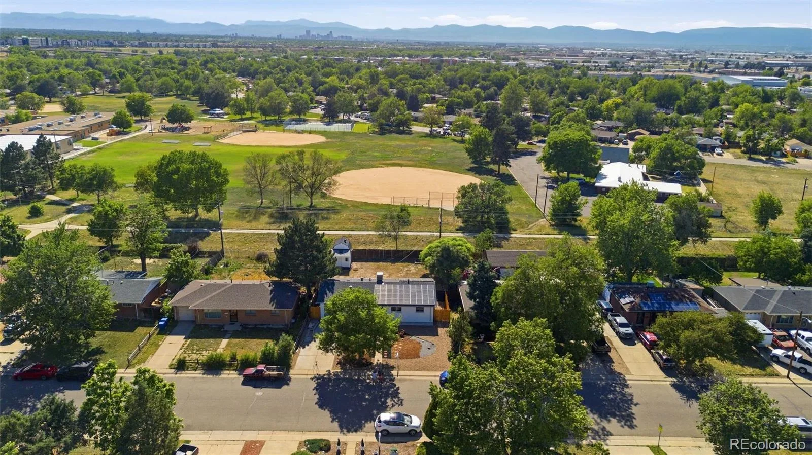 3137 Ursula Street Aurora CO 80011 MLS #REC7029968 06172026162607 1600 36