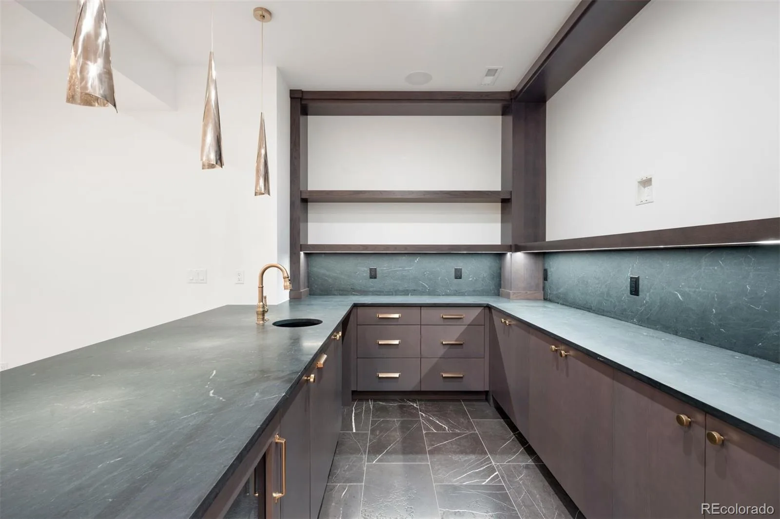 2665 E Cedar Avenue Denver CO 80209 MLS #REC7031918 06102026211946 1600 25