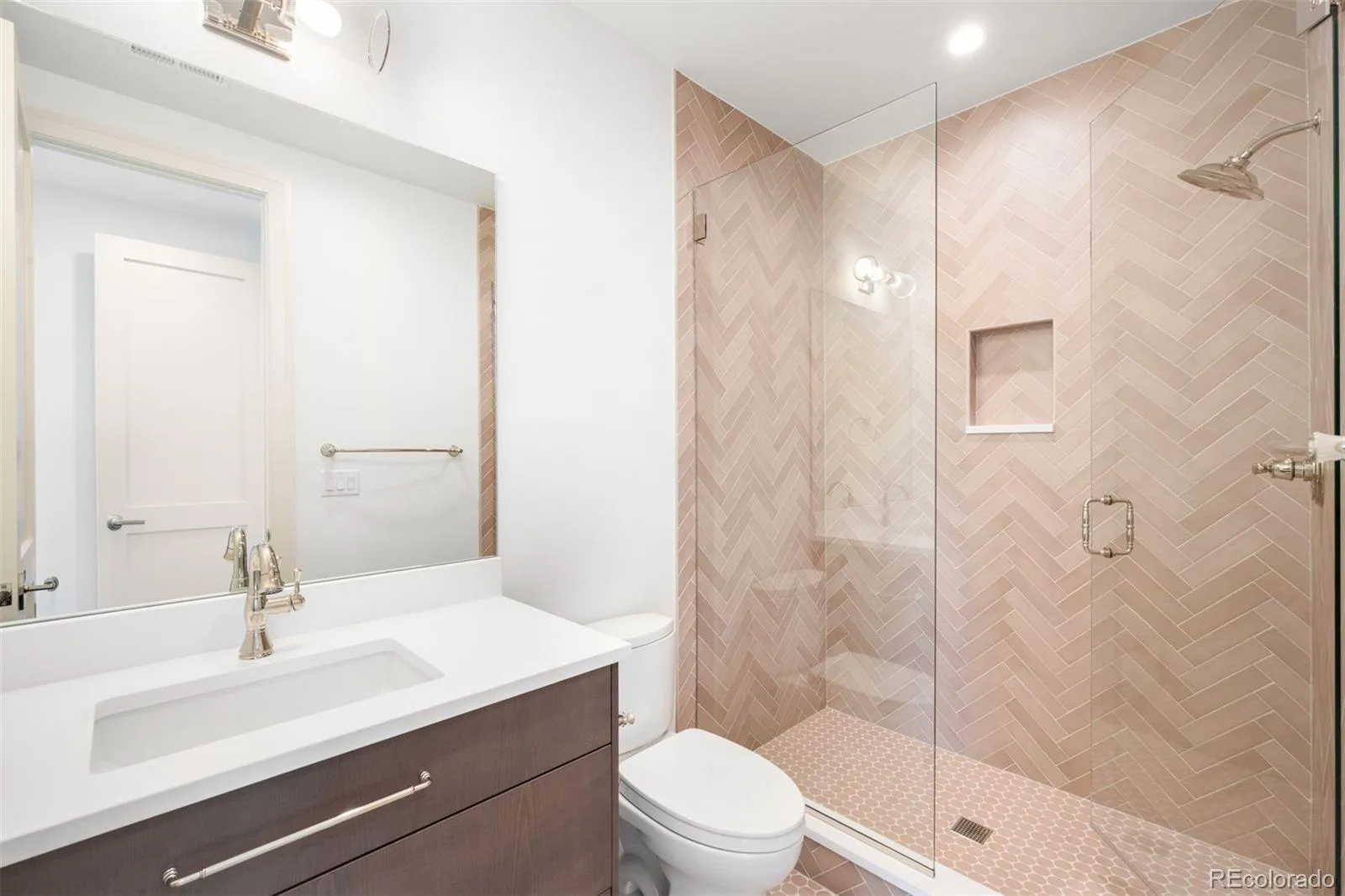 2665 E Cedar Avenue Denver CO 80209 MLS #REC7031918 06102026211946 1600 37