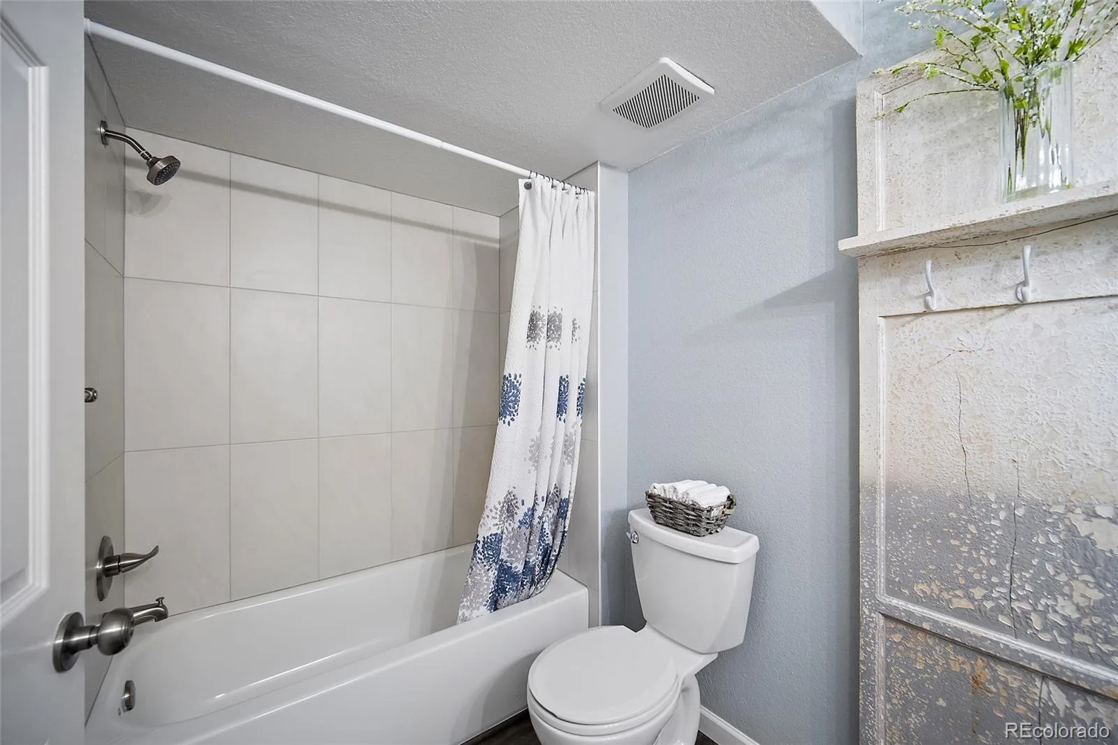 3600 S Pierce Street #7-207 Denver CO 80235 | MLS #REC7032977 08042026204333 1600 23