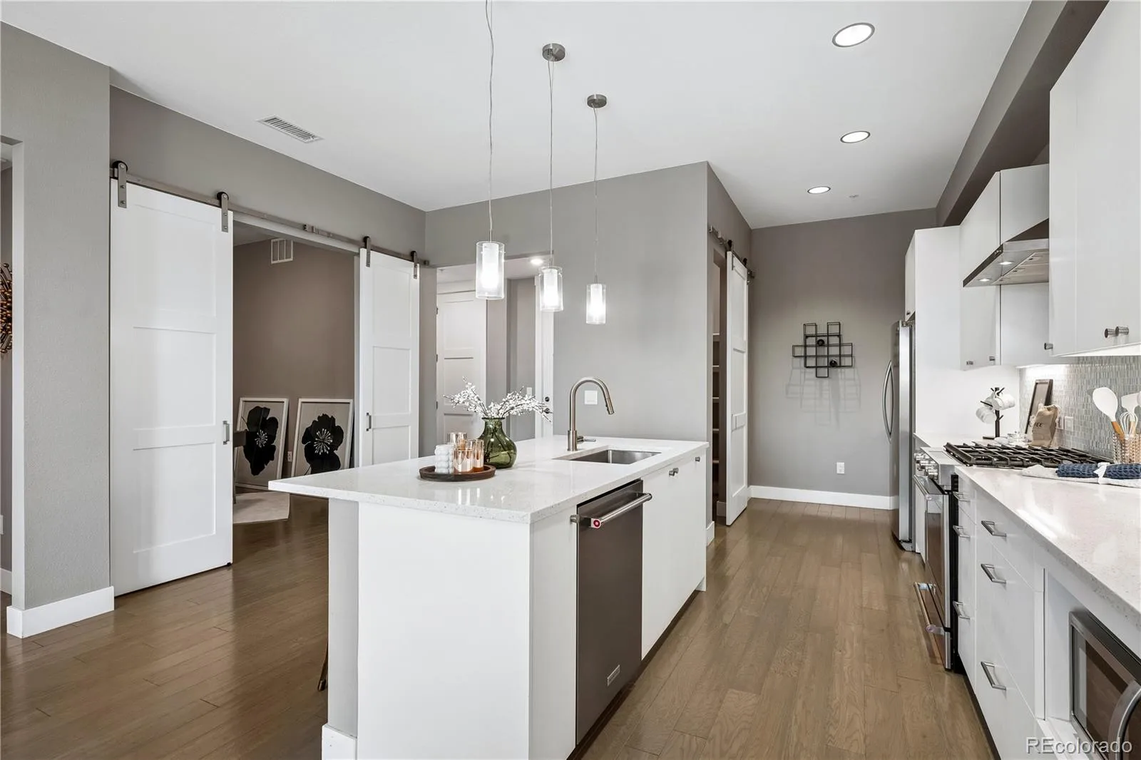 4885 S Monaco Street #206 Denver CO 80237 | MLS #REC7033188 08302026184835 1600 15