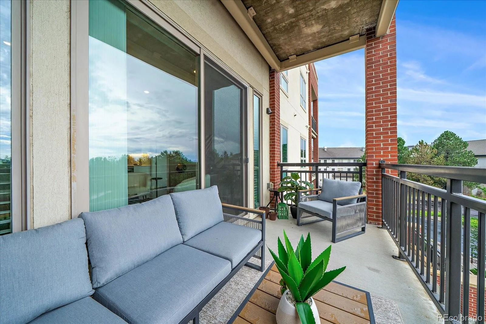 4885 S Monaco Street #206 Denver CO 80237 | MLS #REC7033188 08302026184835 1600 20
