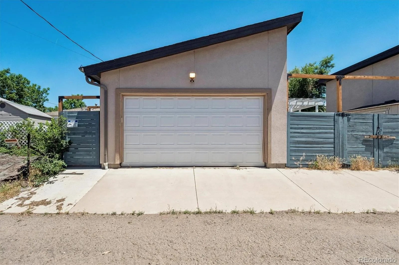 2235 S Cherokee Street Denver CO 80223 | MLS #REC7033490 08052026041349 1600 24