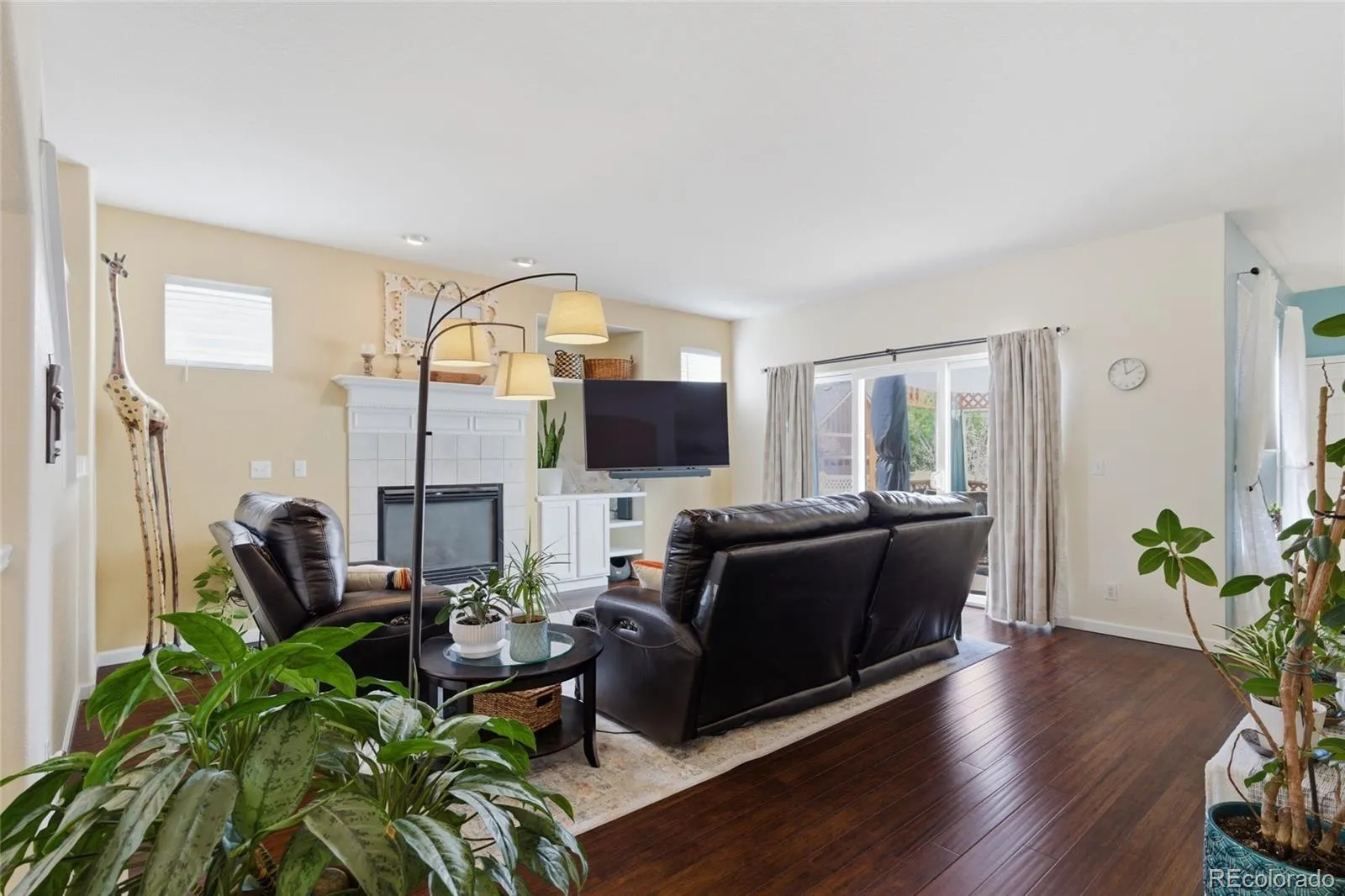 04172026185702 1600 10