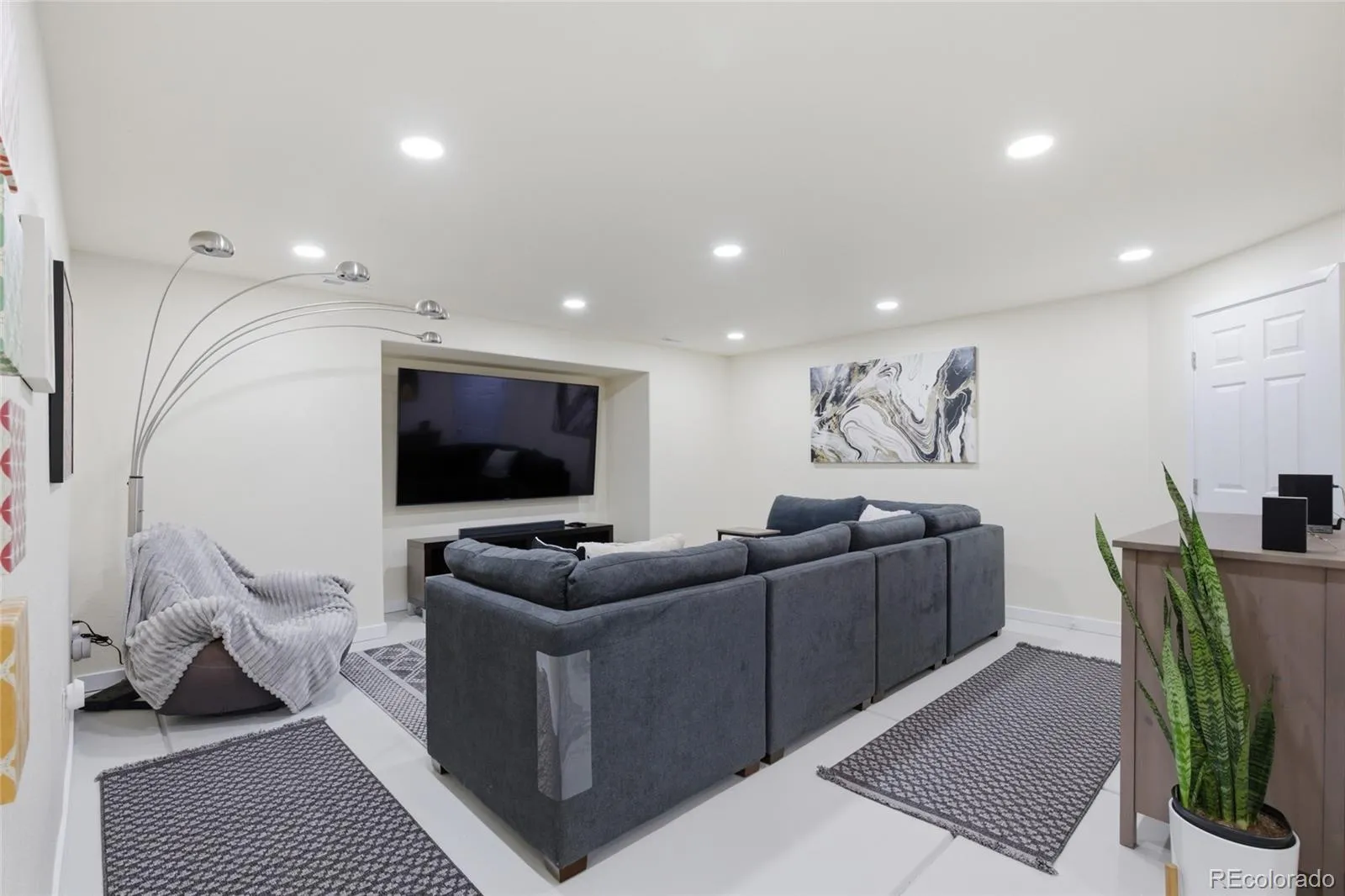 04172026185702 1600 37