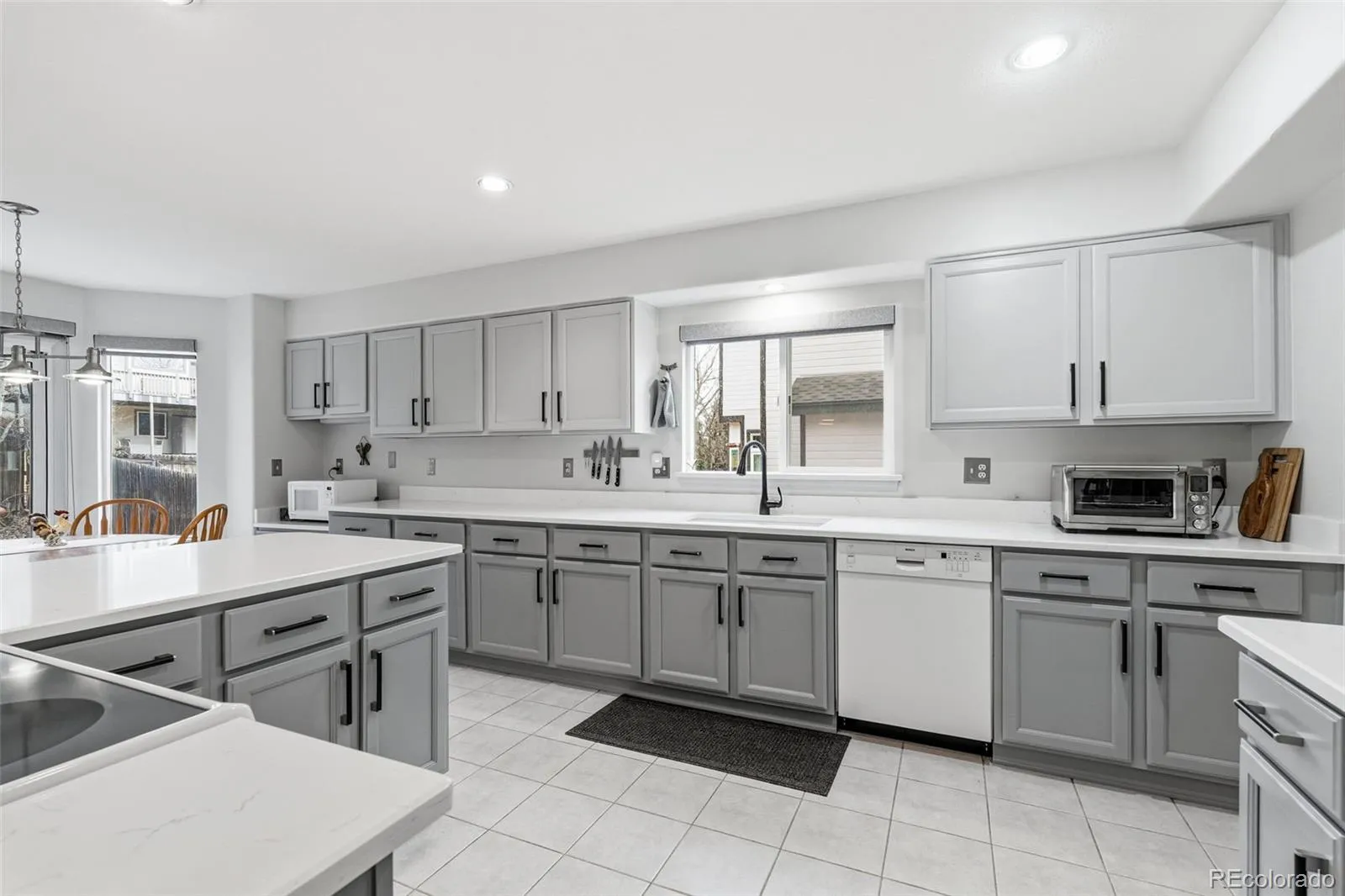 04152026192005 1600 3